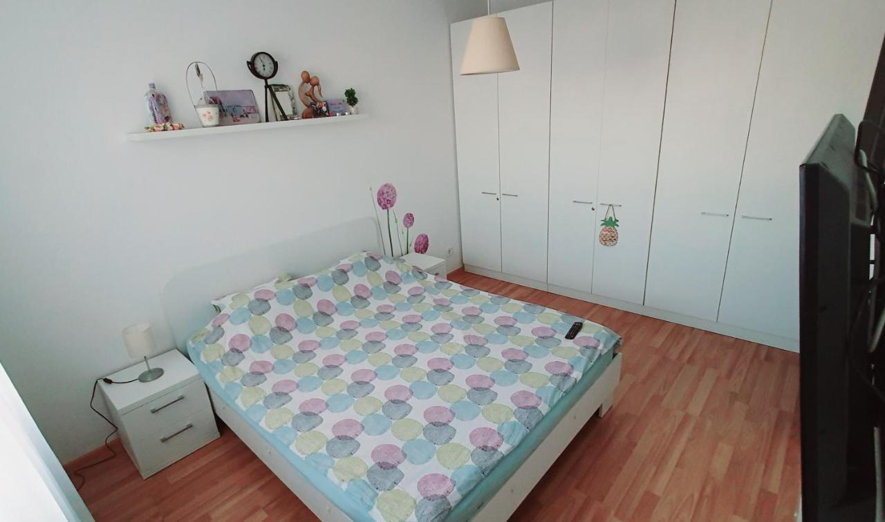 Cozy Apartament 3 Min To Subway 24H7 Check In Popesti-Leordeni Dış mekan fotoğraf